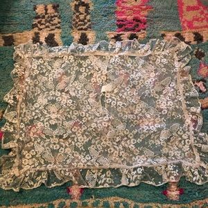 Beautiful Bella notte single lace standard sham